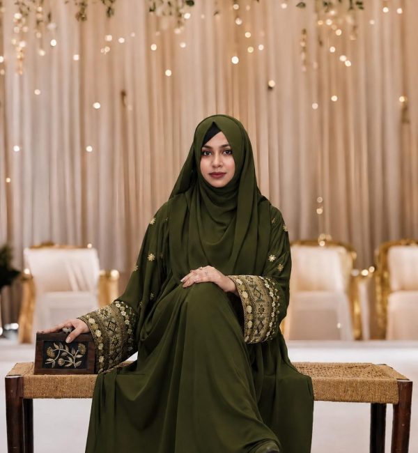 কালার: জলপাই